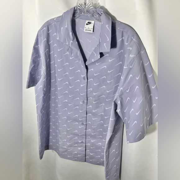 Nike Sportswear Everyday Modern Women’s Woven Short-Sleeve Top in Size:M - NWOT - Picture 10 of 12